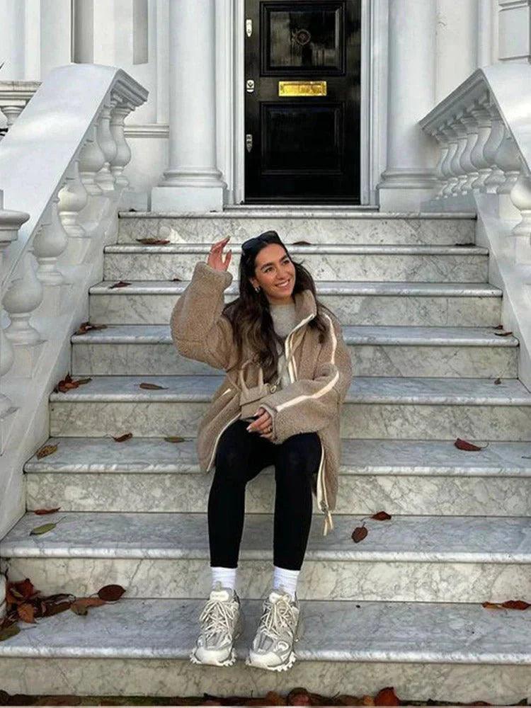 Womens Cozy Fleece Zip-Up Jacket for Ultimate Comfort - Rebooters