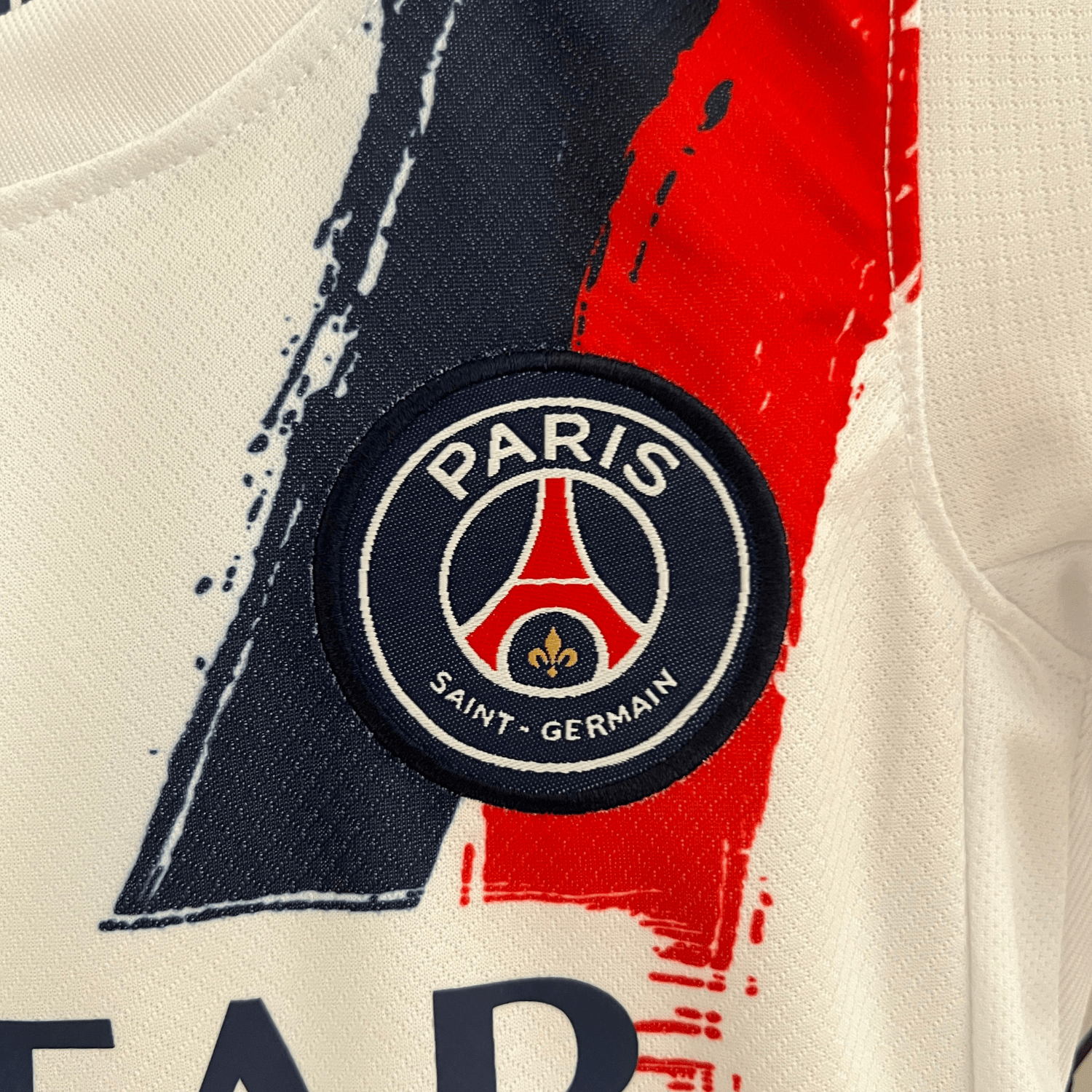 24/25 PSG Away Kids Size Kit for Ultimate Comfort