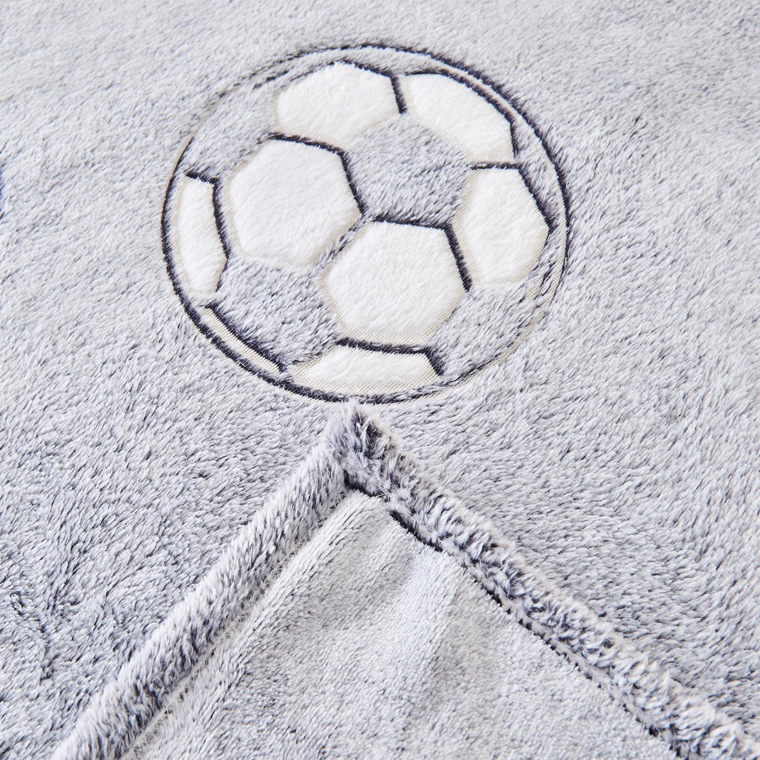 Glow-in-the-Dark Football Blanket – 130 × 150 cm, Kids, Soft Throw, Luminous Print - Rebooters