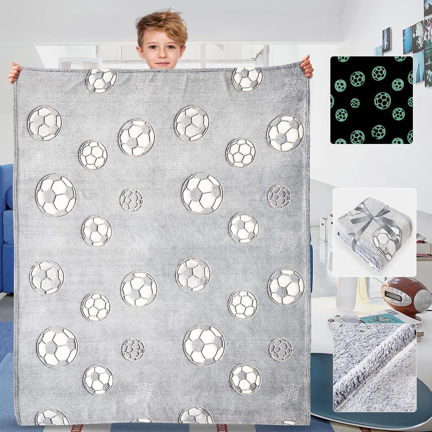 Glow-in-the-Dark Football Blanket – 130 × 150 cm, Kids, Soft Throw, Luminous Print