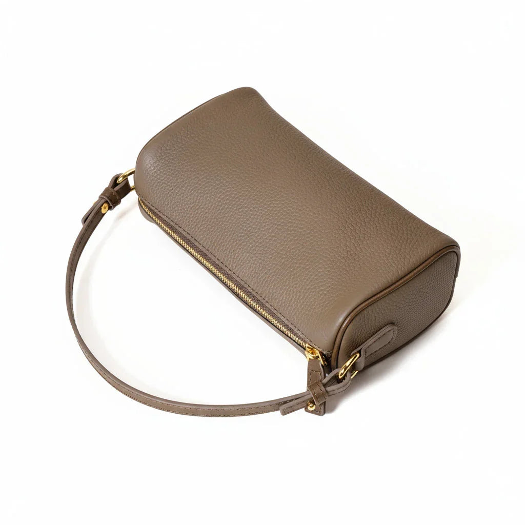 Giulia Elegante Leather Quilted Crossbody Clutch Rebooters