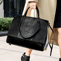 Ilaria Bella Notte Leather Handbag Rebooters