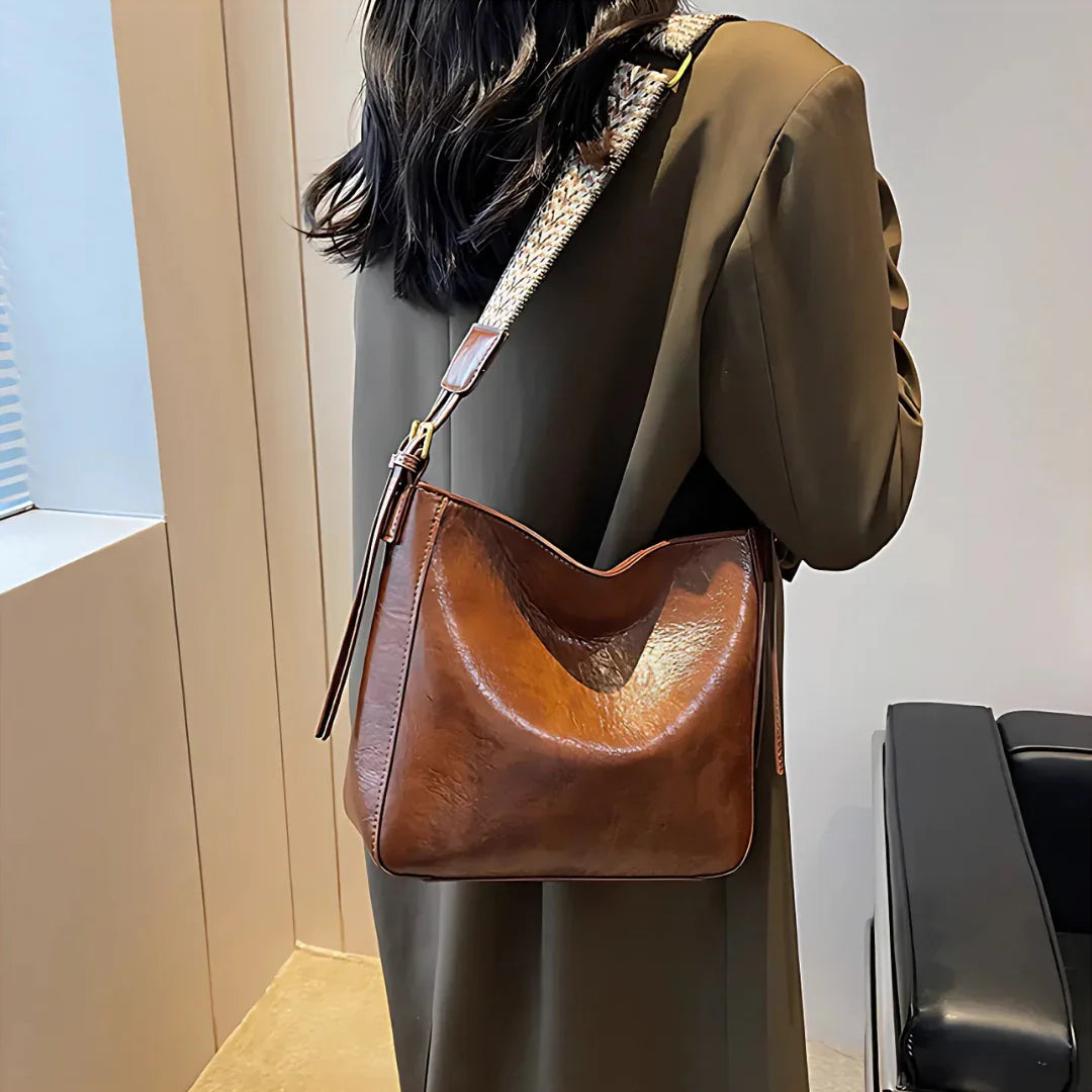 Nera Eleganza Luxe Handbag Rebooters