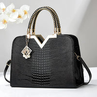 Rina Luce Handbag: Timeless Elegance Redefined Rebooters