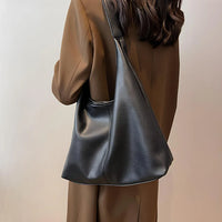 Rosana Eleganza Handbag: Timeless Sophistication Rebooters