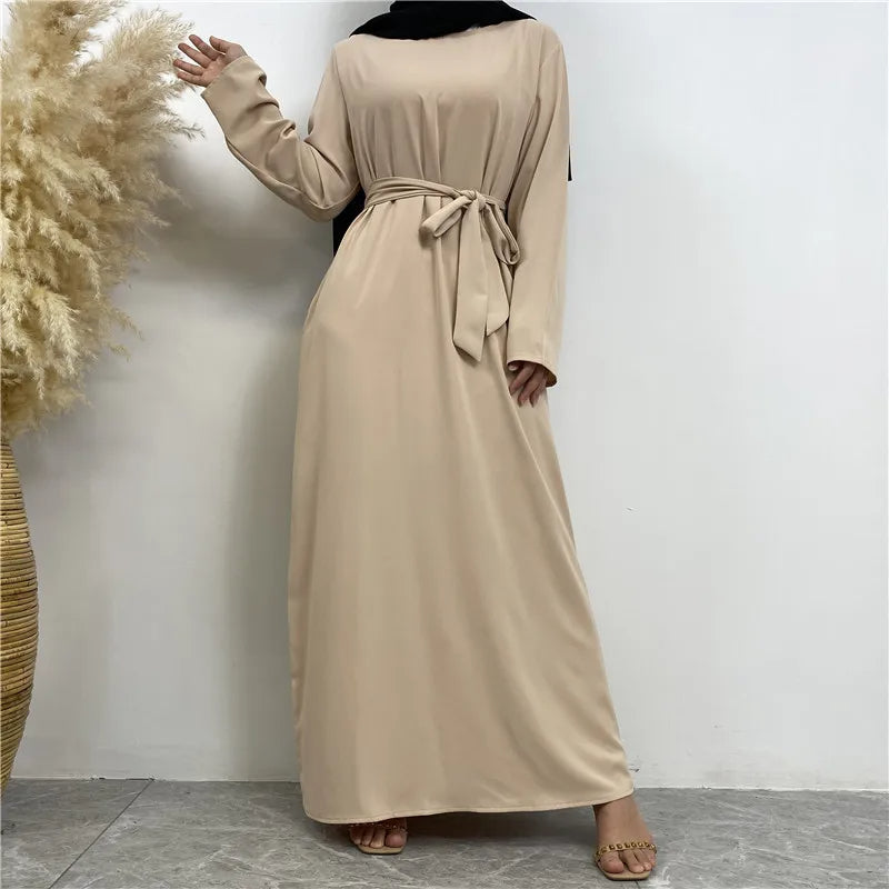 Elegant Abaya for Women in Lightweight Breathable Fabric - Rebooters