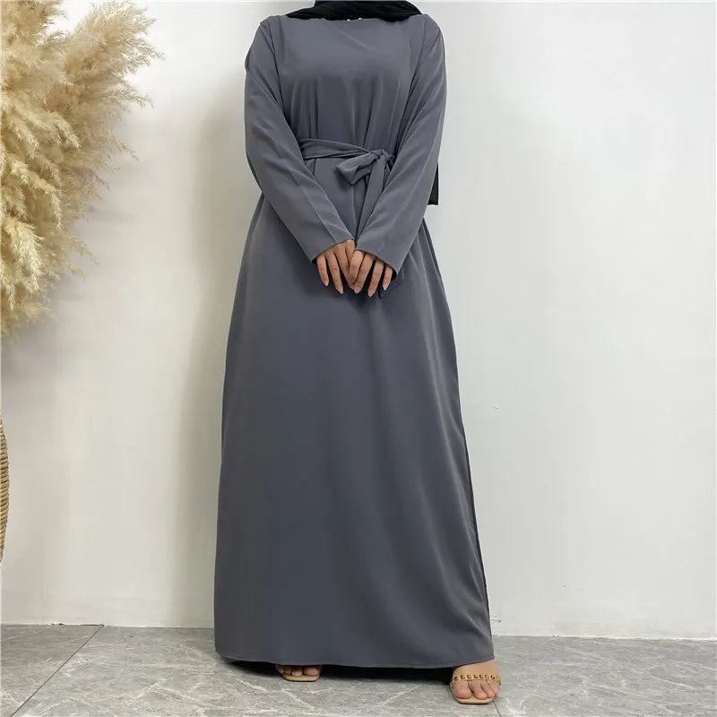 Elegant Abaya for Women in Lightweight Breathable Fabric - Rebooters