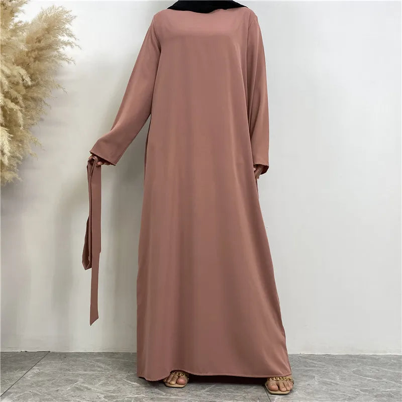 Elegant Abaya for Women in Lightweight Breathable Fabric - Rebooters