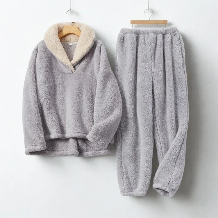Womens Ultra-Soft Plush Pyjama Set with Sherpa-Lined Collar - Rebooters
