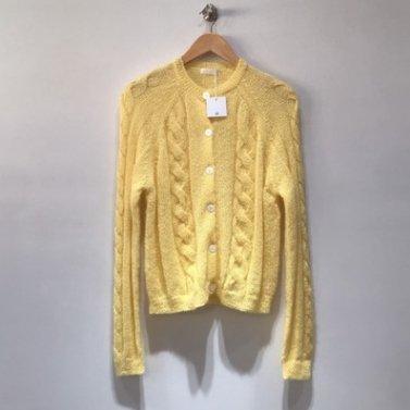 Womens Chic Everyday Cardigan for Timeless Elegance - Rebooters