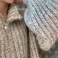 Womens Cozy Oversized Zip-Up Cardigan in Ombre Design - Rebooters