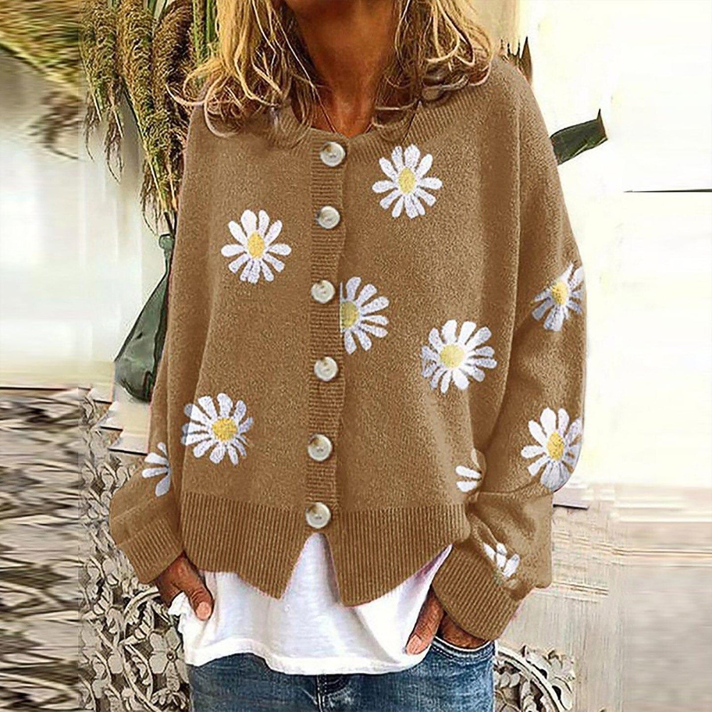 Womens Charming Floral Print Button-Up Cardigan for Every Occasion - Rebooters