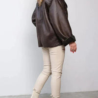 Womens Cozy Oversized Shearling-Lined Jacket for Comfort - Rebooters