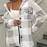 Womens Cozy Plaid Fleece Shacket for Ultimate Comfort - Rebooters