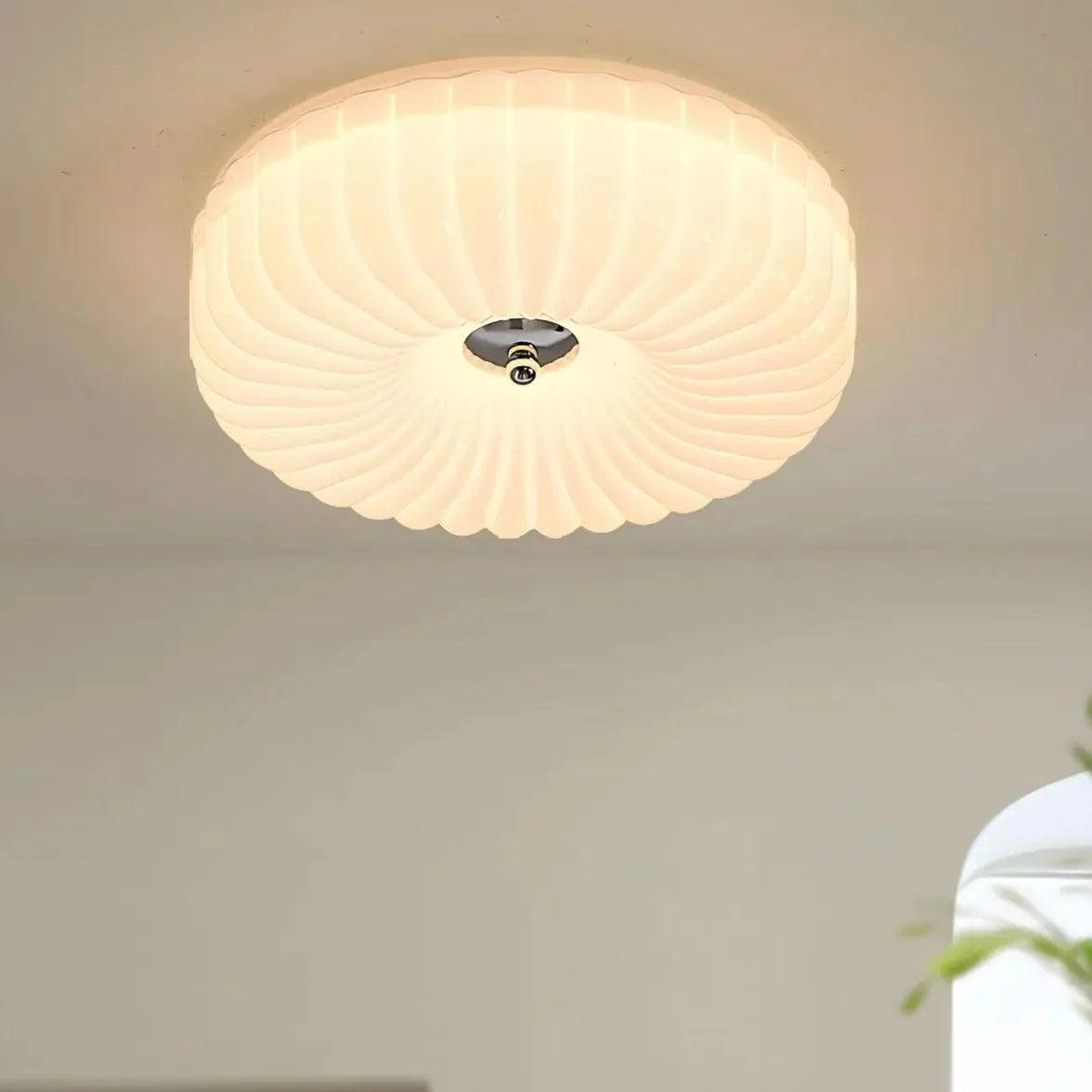 Petal-Shaped Round Lampshade Bathroom Ceiling Light Fixture - Rebooters