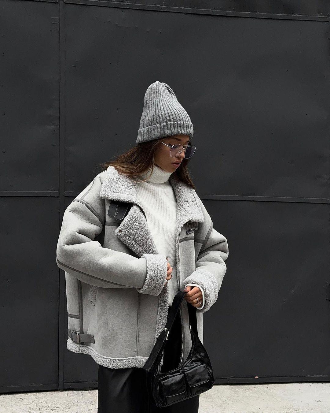 Womens Luxurious Shearling Aviator Jacket for Ultimate Style - Rebooters