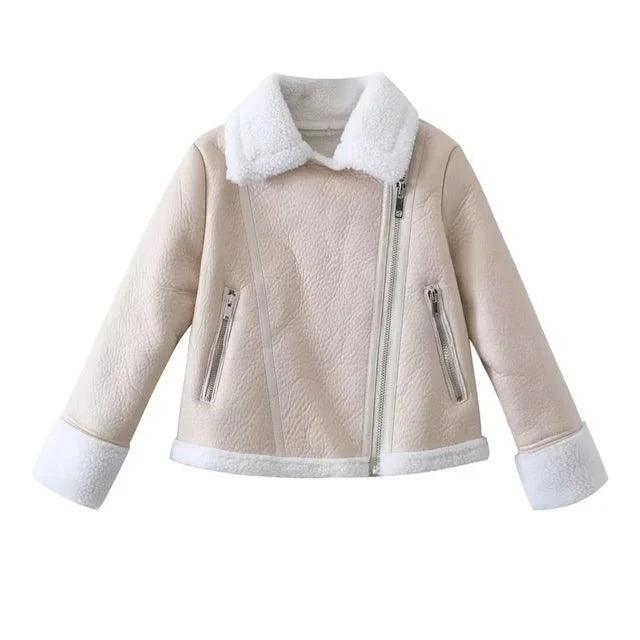 Womens Luxurious Shearling Jacket for Ultimate Warmth - Rebooters